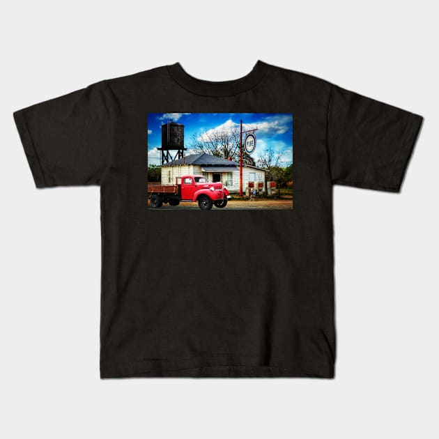 Vintage Gas Station And Truck Kids T-Shirt by JimDeFazioPhotography